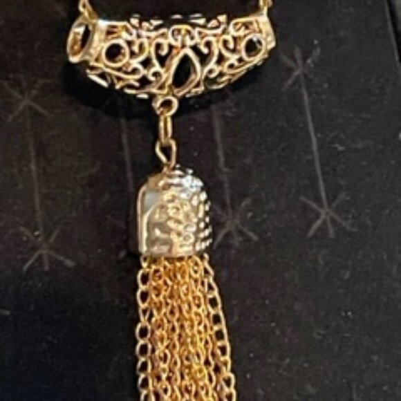 Vintage gold tone necklace w/slide dangling pendant - Picture 5 of 6